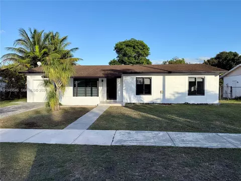 15235 SW 108th Ct, Miami, FL 33157