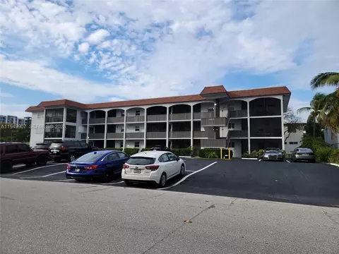651 Pine Dr #110, Pompano Beach, FL 33060