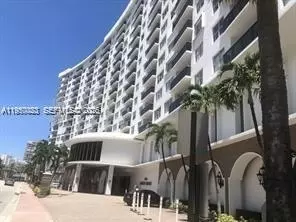 6039 Collins Ave #1131, Miami Beach, FL 33140
