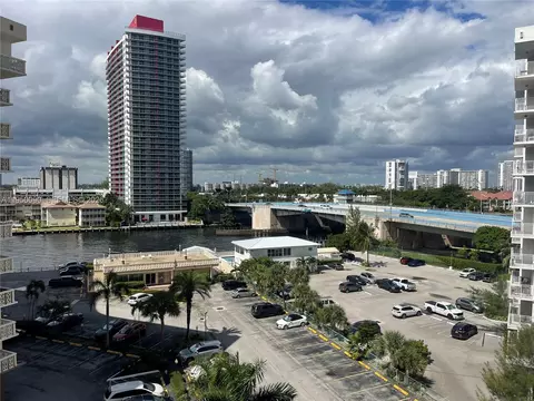1825 S Ocean Dr #707, Hallandale Beach, FL 33009