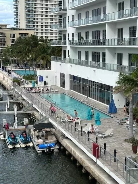 4010 S Ocean Dr #R2702, Hollywood, FL 33019
