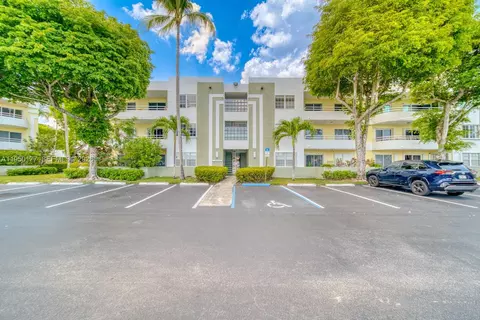 10795 SW 108th Ave #304, Miami, FL 33176
