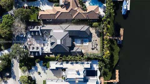 228 Commodore Dr, Jupiter, FL 33477