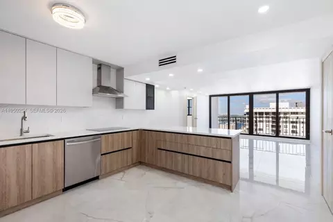 2401 S Ocean Dr #PH-A4, Hollywood, FL 33019