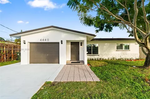 4440 NW 19th Ave, Oakland Park, FL 33309