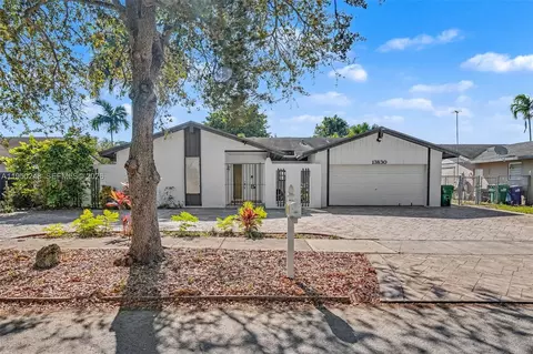 13830 SW 104th Ter, Miami, FL 33186