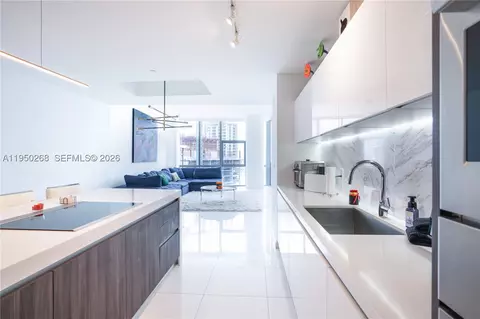851 NE 1st Ave #2101, Miami, FL 33132