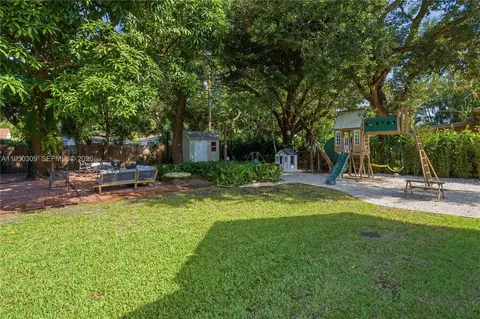 453 NE 89th St, El Portal, FL 33138 photo 31
