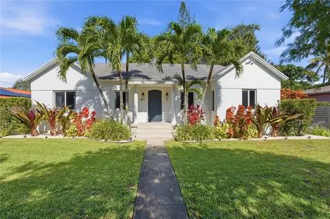 453 NE 89th St, El Portal, FL 33138 photo 25