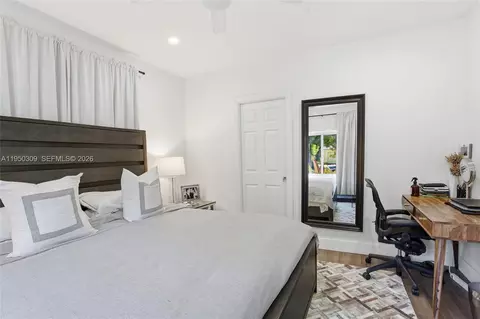 453 NE 89th St, El Portal, FL 33138 photo 18