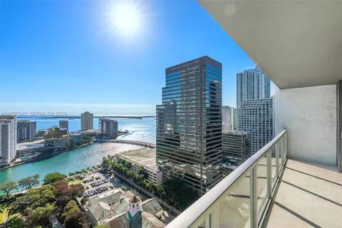 500 Brickell Ave #2901, Miami, FL 33131