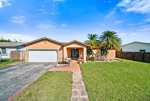 13611 SW 281st Ter, Homestead, FL 33033