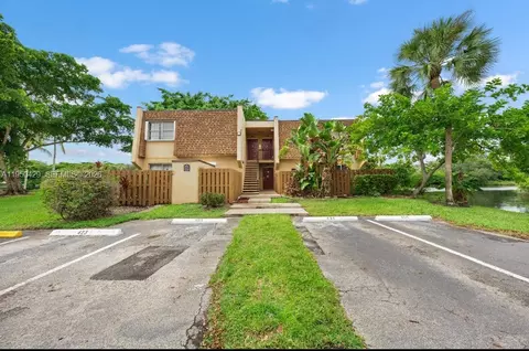 3561 NW 95th Ter #423, Sunrise, FL 33351