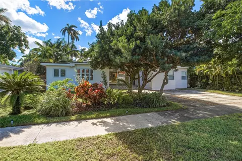1106 NE 86th St, Miami, FL 33138