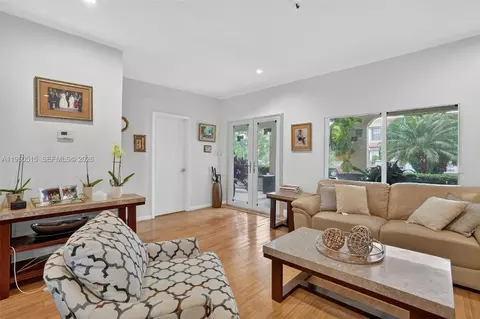 1649 SW 11th Ter, Miami, FL 33135