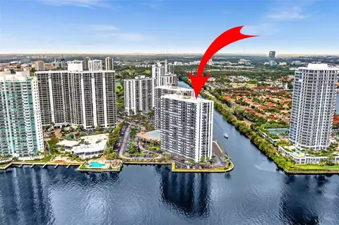 20505 E Country Club Dr #1533, Aventura, FL 33180