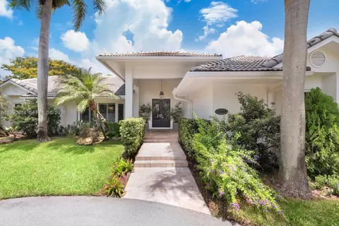 15503 SW 74th Pl, Palmetto Bay, FL 33157