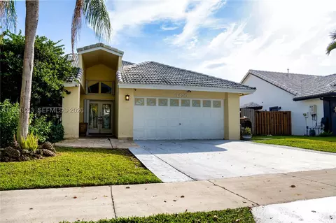 9420 SW 212th Ter, Cutler Bay, FL 33189