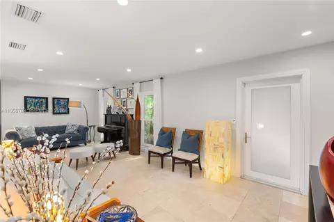 6809 Mentone St, Coral Gables, FL 33146 photo 5