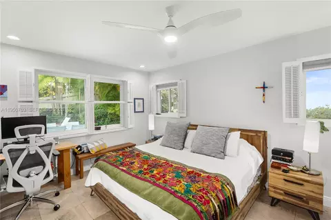 6809 Mentone St, Coral Gables, FL 33146 photo 22