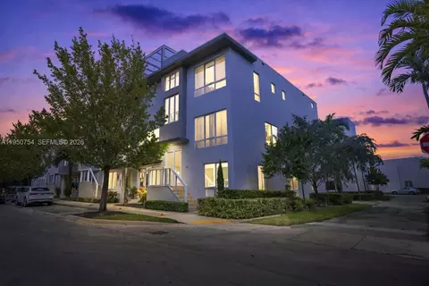6611 NW 105th Ave, Doral, FL 33178