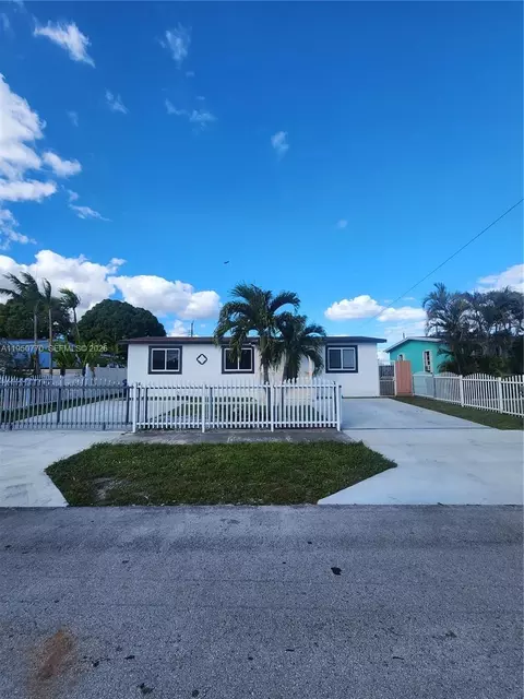 4221 NW 169th Ter, Miami Gardens, FL 33055