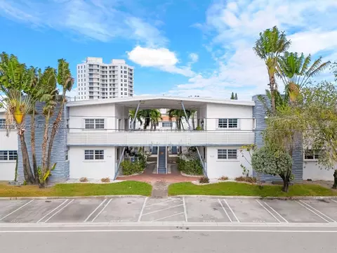 9725 Bay Harbor Ter #24, Bay Harbor Islands, FL 33154