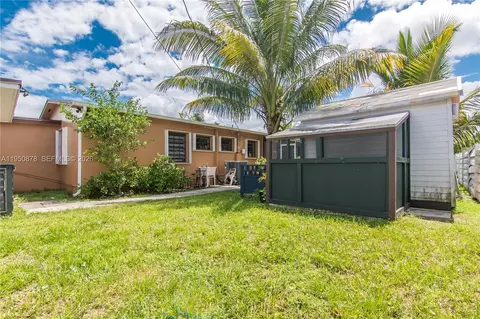 943 W 64th Pl, Hialeah, FL 33012 photo 25
