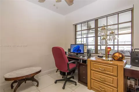 943 W 64th Pl, Hialeah, FL 33012 photo 18
