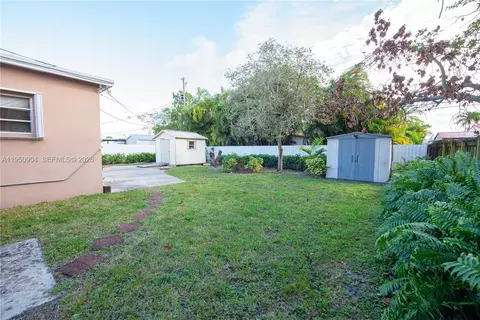 5431 W 2nd Ave, Hialeah, FL 33012 photo 16