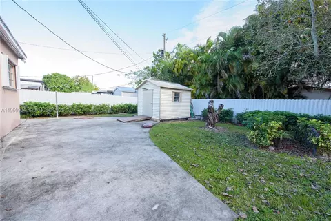 5431 W 2nd Ave, Hialeah, FL 33012 photo 17