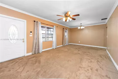 5431 W 2nd Ave, Hialeah, FL 33012 photo 5