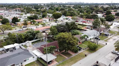 5431 W 2nd Ave, Hialeah, FL 33012 photo 23