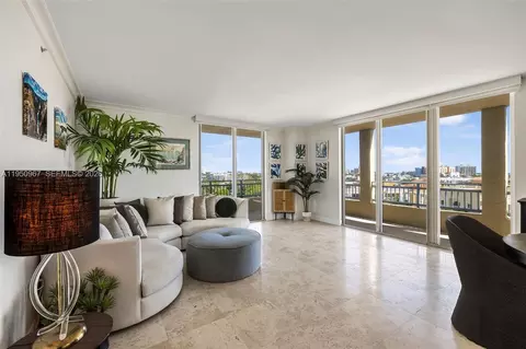 90 Alton Rd #811, Miami Beach, FL 33139