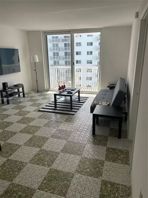 401 Ocean Dr #810, Miami Beach, FL 33139