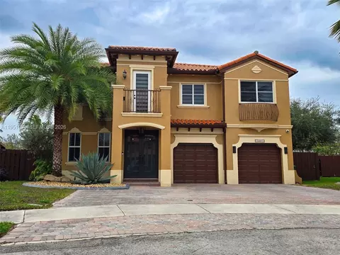 15281 SW 26th Ter, Miami, FL 33185