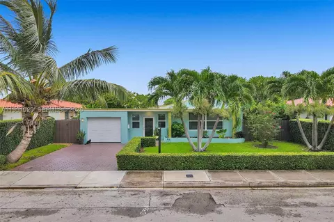 7525 W Treasure Dr, North Bay Village, FL 33141