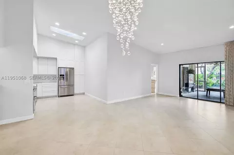 21248 Harbor Way #243-24, Aventura, FL 33180