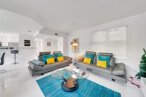 90 Alton Rd #TH-1, Miami Beach, FL 33139