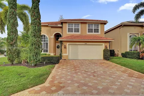 7526 Colony Palm Dr, Boynton Beach, FL 33436