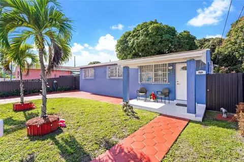 860 SE 7th Ave, Hialeah, FL 33010