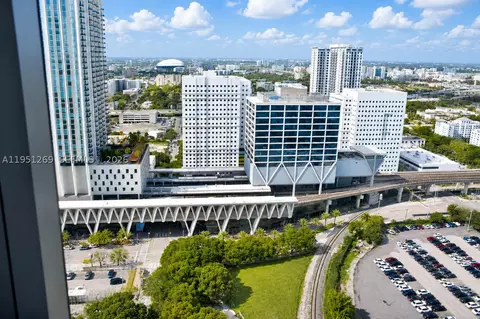 11 NE 6th St #1109, Miami, FL 33132