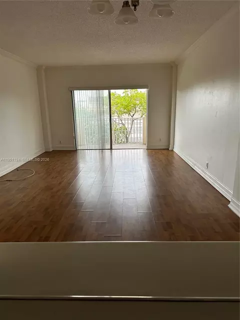 1455 N Treasure Dr #2C, North Bay Village, FL 33141