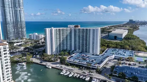 100 Bayview Dr #229, Sunny Isles Beach, FL 33160