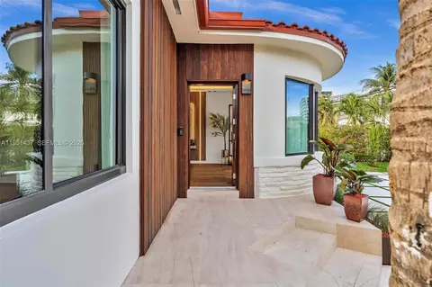 Other - 9448 Abbott Ave, Surfside, FL 33154 photo 3 of 10