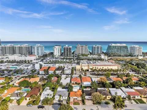 View/Area - 9448 Abbott Ave, Surfside, FL 33154 photo 4 of 4