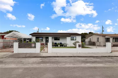 3529 W 14th Ln, Hialeah, FL 33012