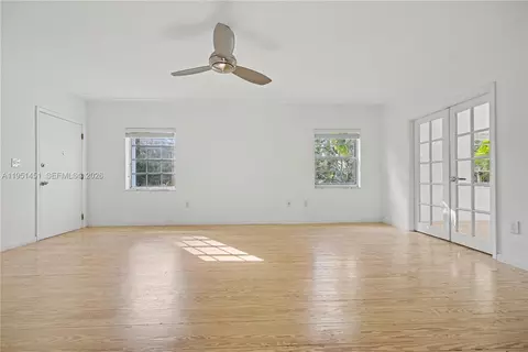 Living - 73 Edgewater Dr #3, Coral Gables, FL 33133 photo 5 of 8