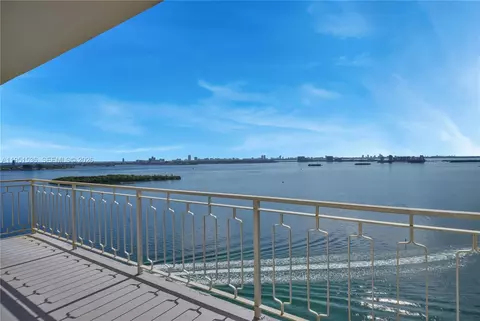 11111 Biscayne Blvd #21C, Miami, FL 33181