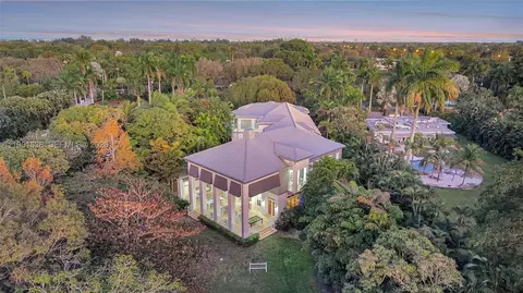101 Holly Ln, Plantation, FL 33317